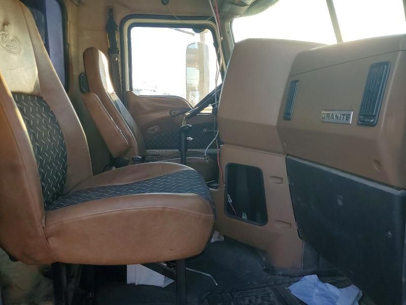 2015 Mack GU713 Dump Truck