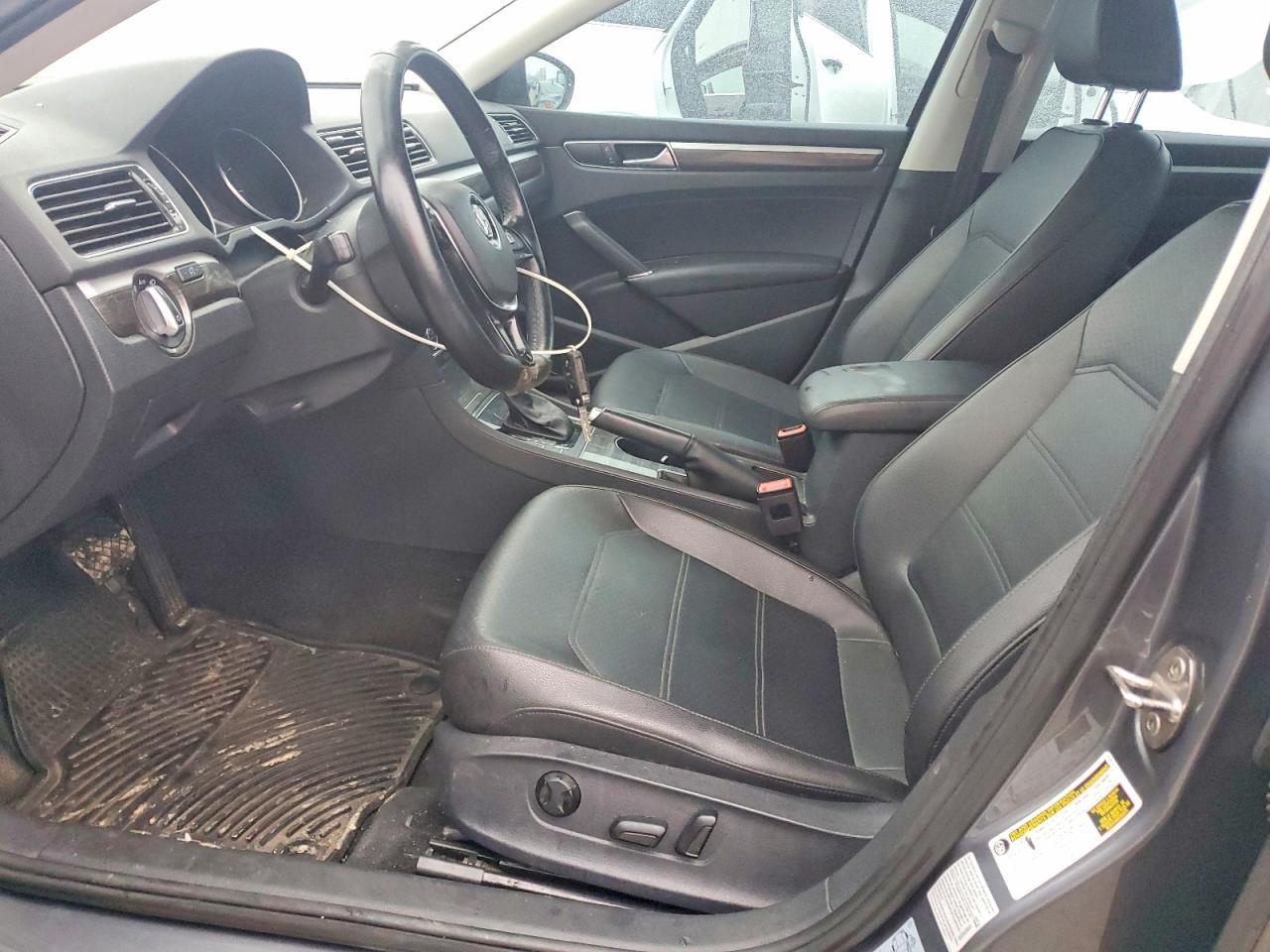 2016 Volkswagen Passat se