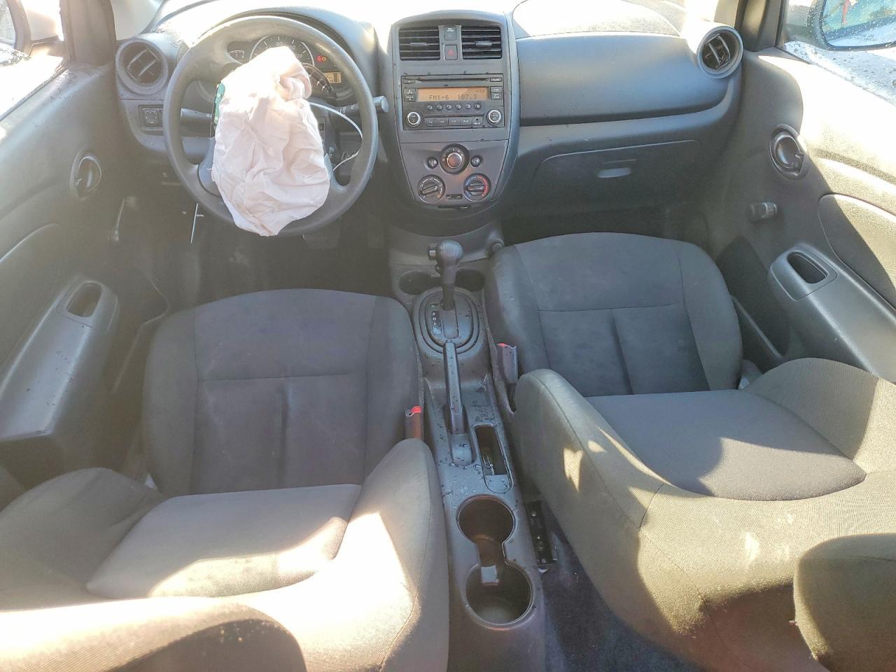 2018 Nissan Versa s Plus
