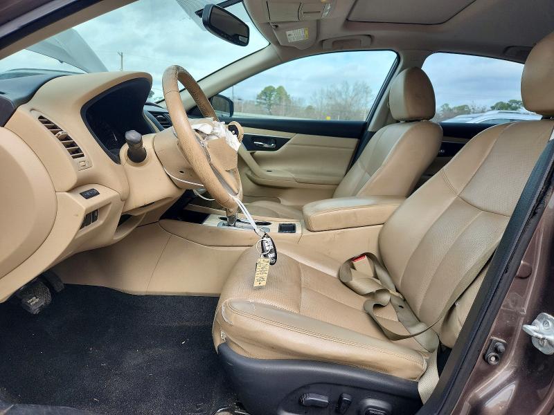 2016 Niss Altima 2.5