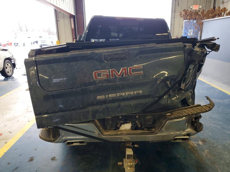 2024 GMC Sierra K1500 SLT