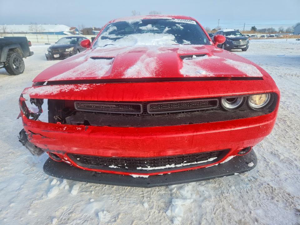 2022 Dodge Challenger sxt