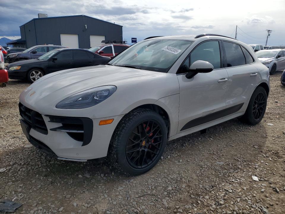 2021 Porsche Macan gts