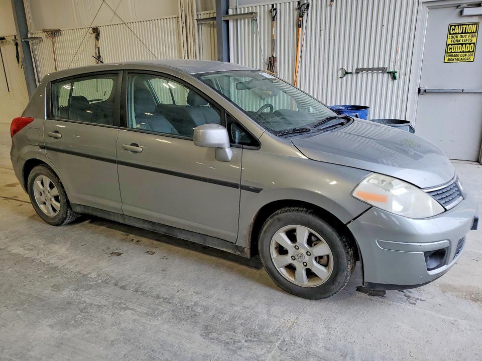 2009 Nissan Versa s