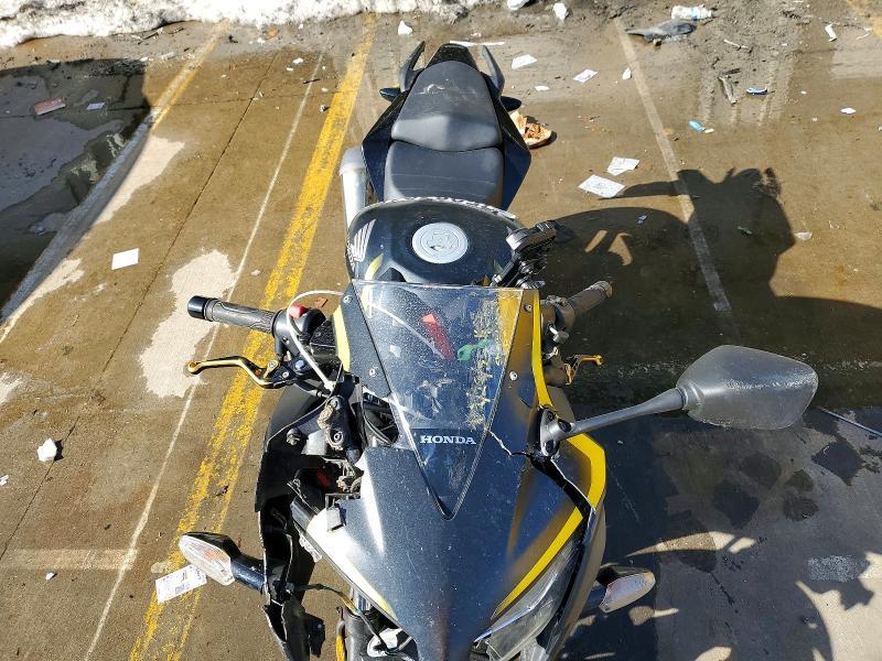 2015 Honda CBR300 R
