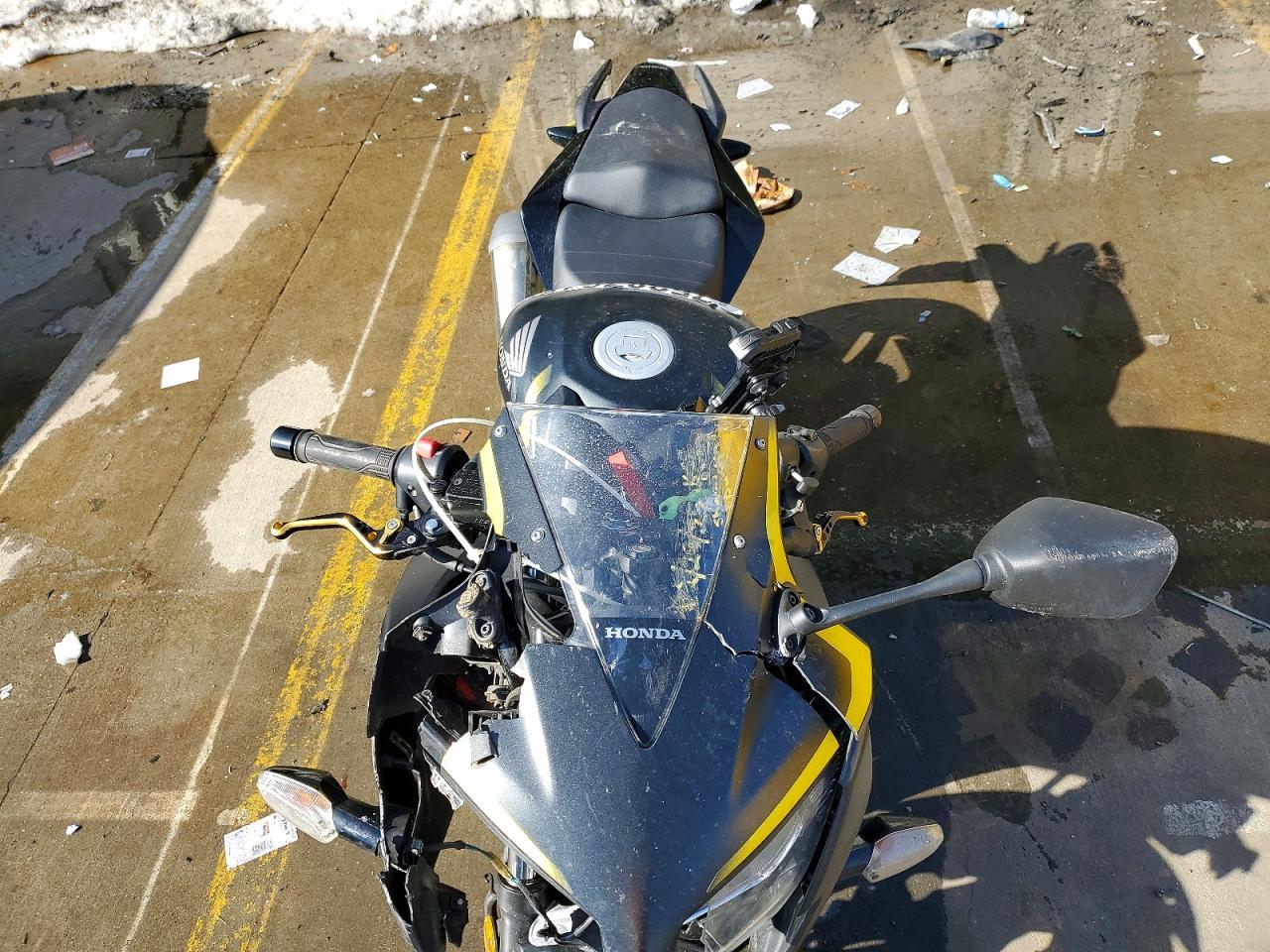 2015 Honda CBR300 R