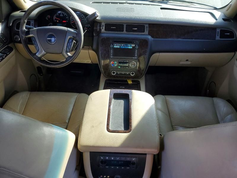 2010 GMC Yukon Denali