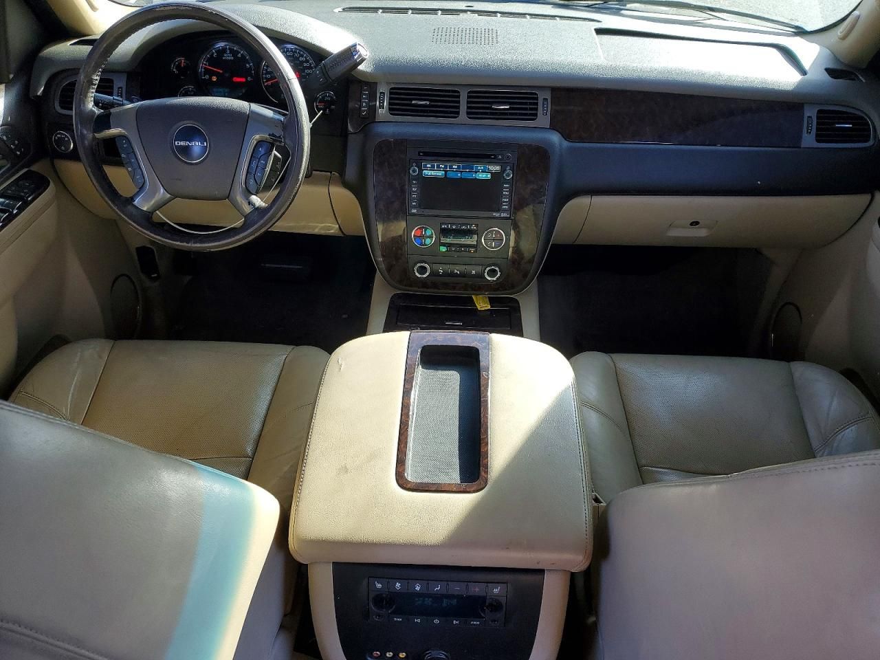 2010 GMC Yukon Denali