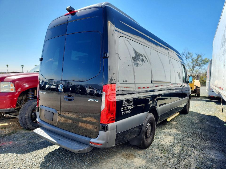 2021 Mercedes-Benz Sprinter 2500
