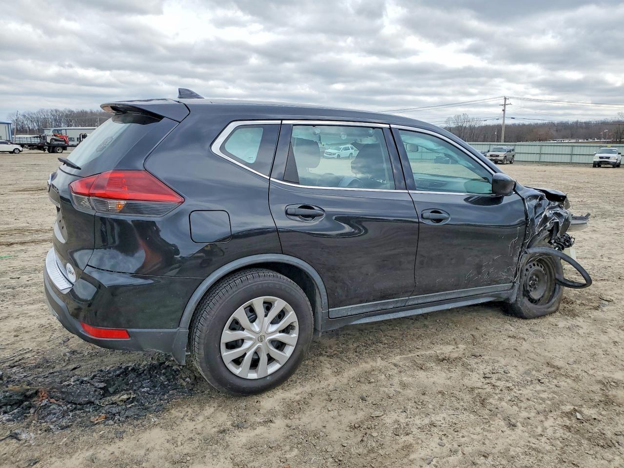 2018 Nissan Rogue s