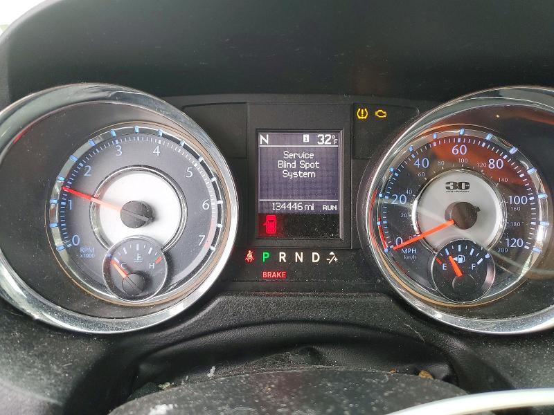 2014 Chrysler Town & Country Touring l