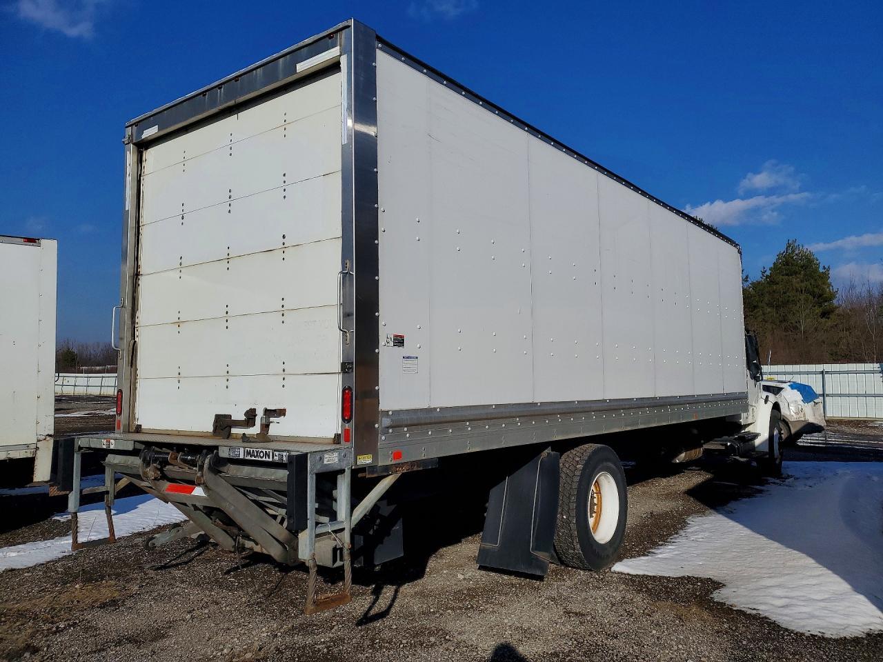 2020 Freightliner Business Class M2 BOX Truck