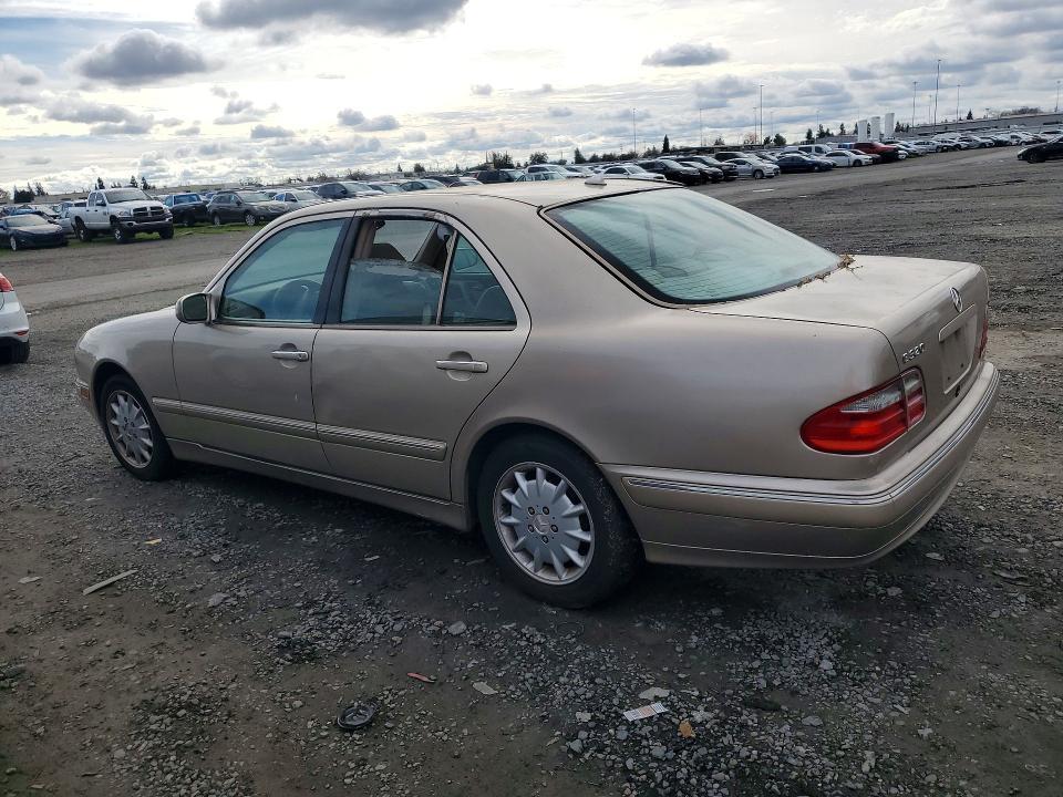 2001 Mercedes-Benz R