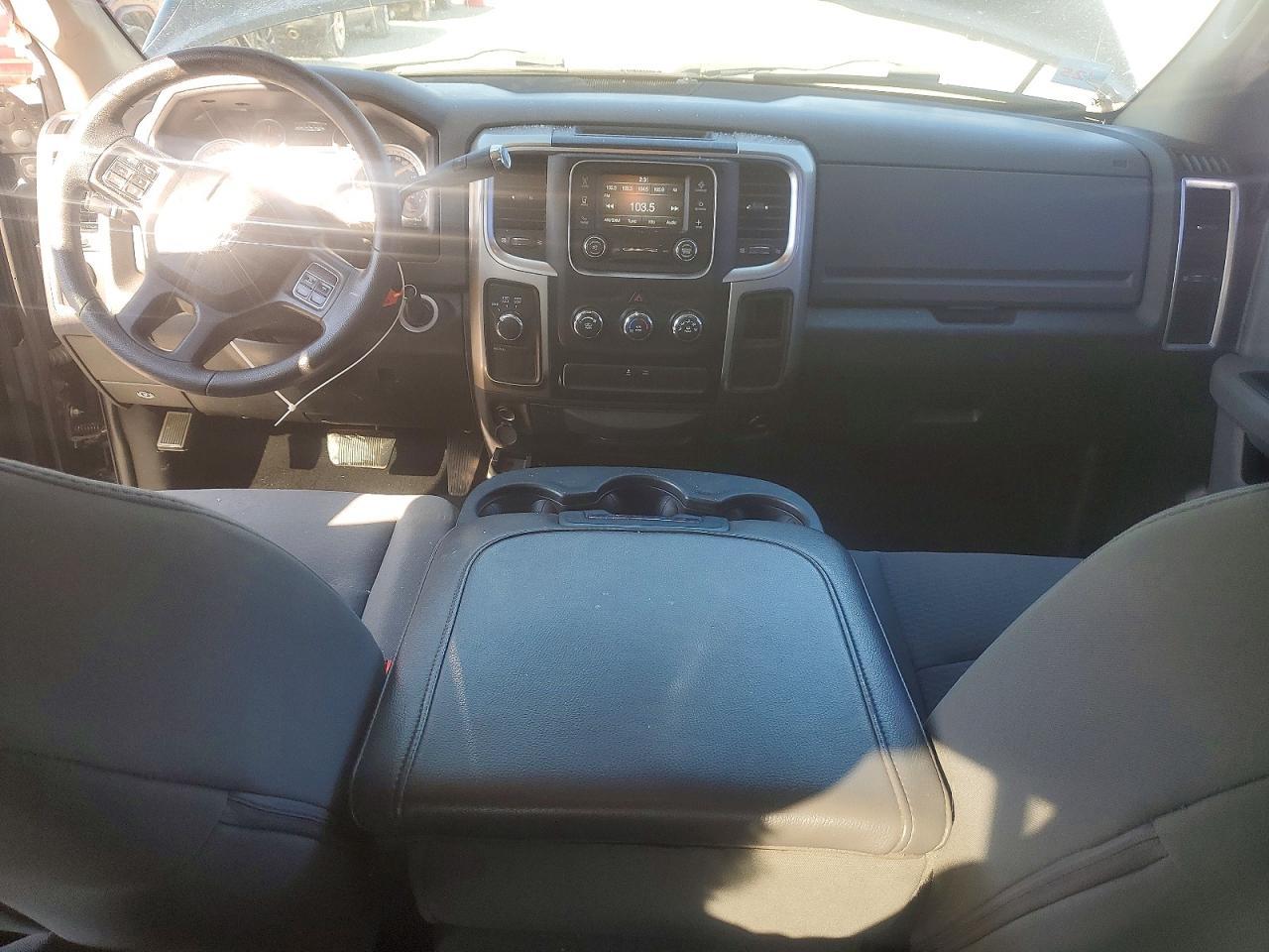 2013 Dodge RAM 1500 SLT