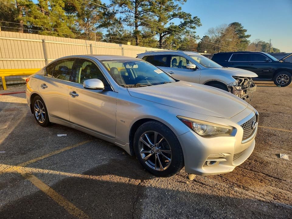 2017 Infiniti Q50 Premium