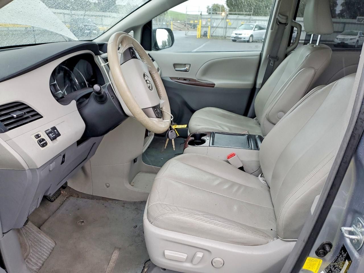 2012 Toyota Sienna xle