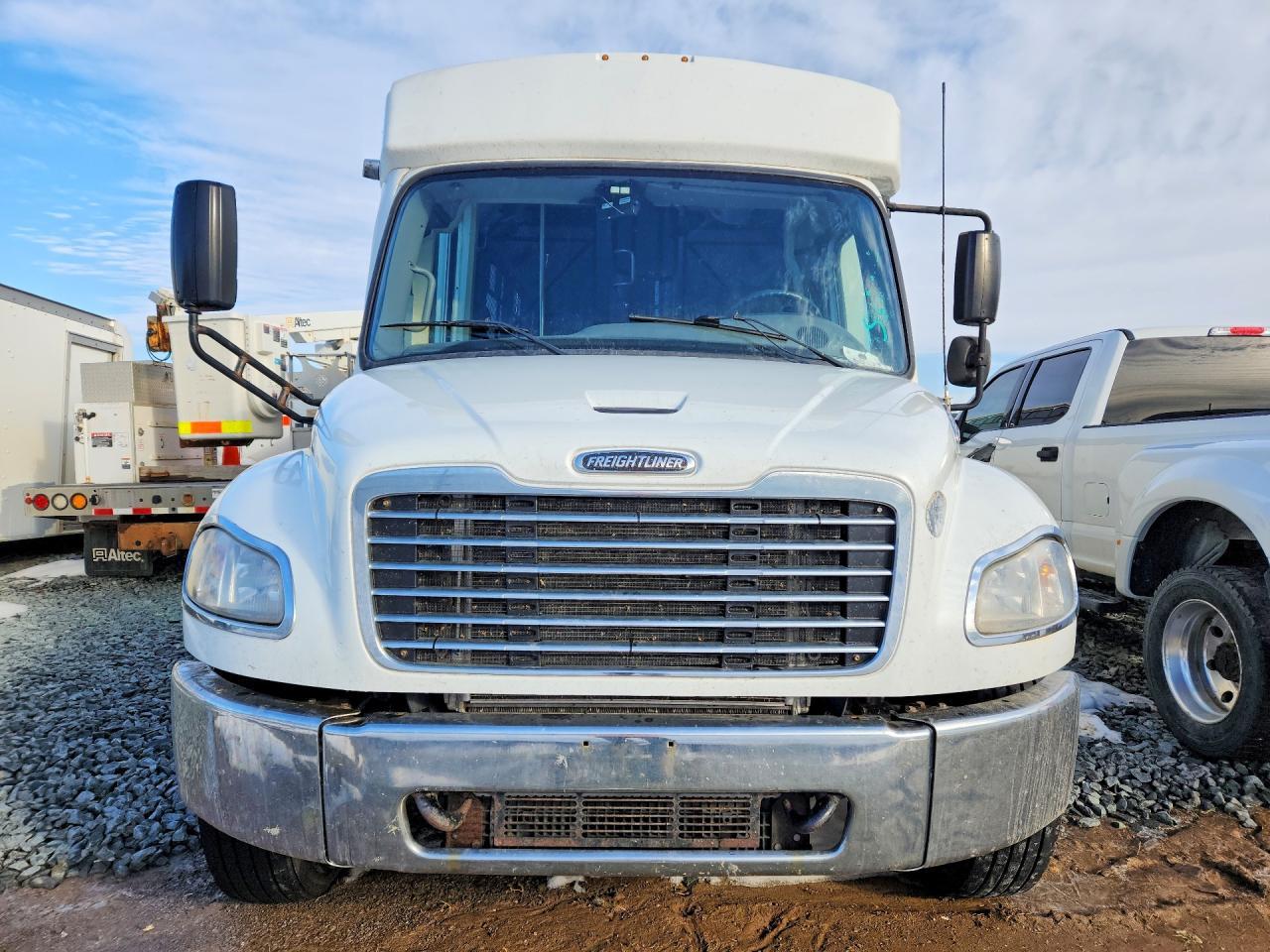 2014 Freightliner Business Class M2 Shuttle Bus