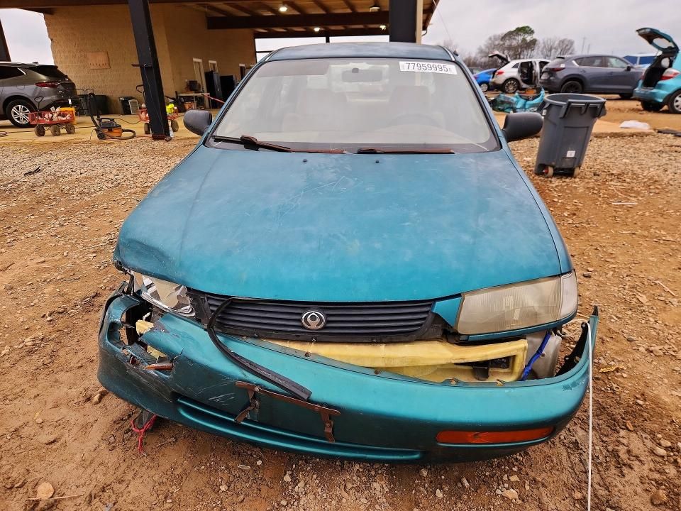 1995 Mazda Protege dx