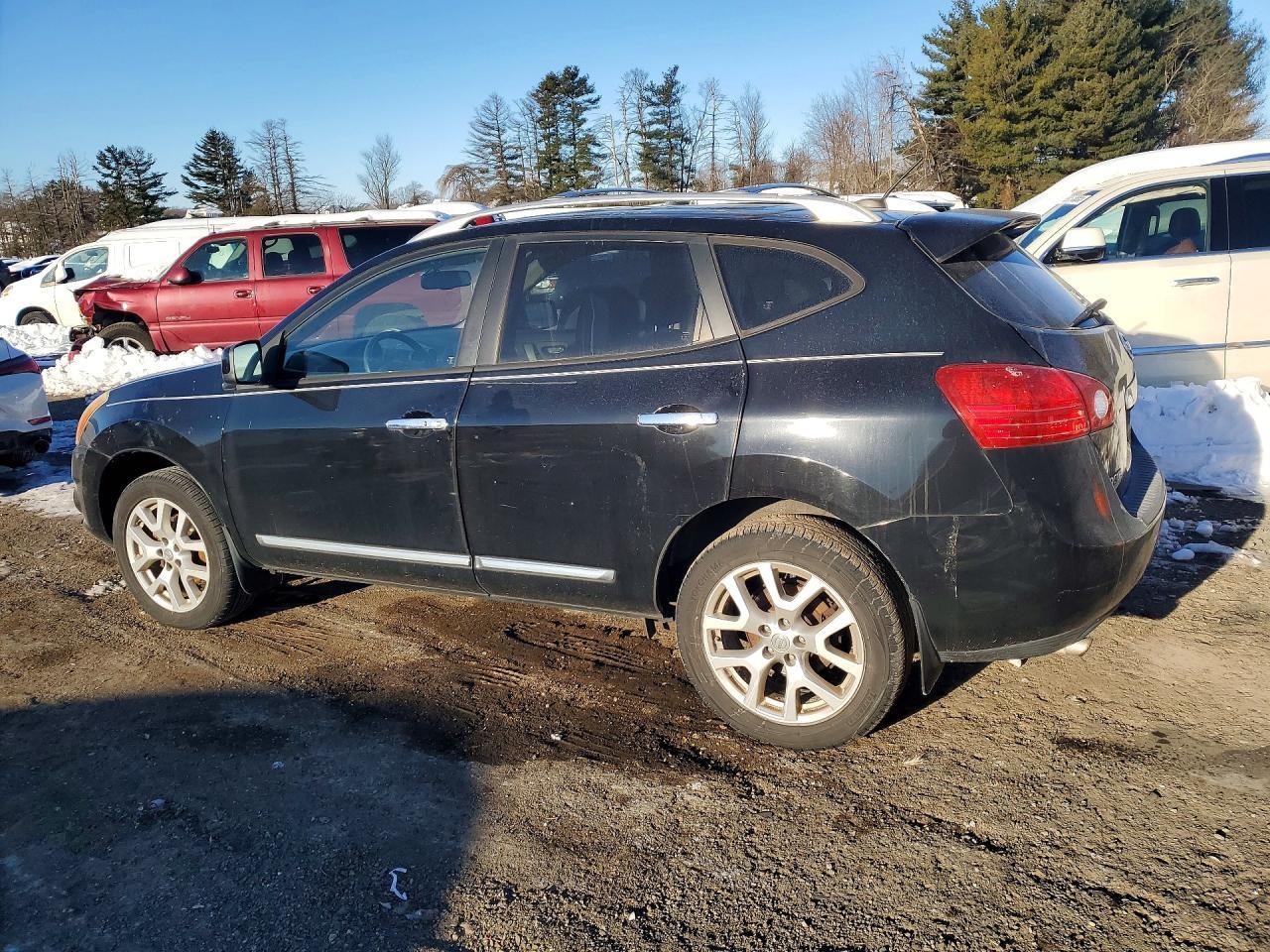 2011 Nissan Rogue s