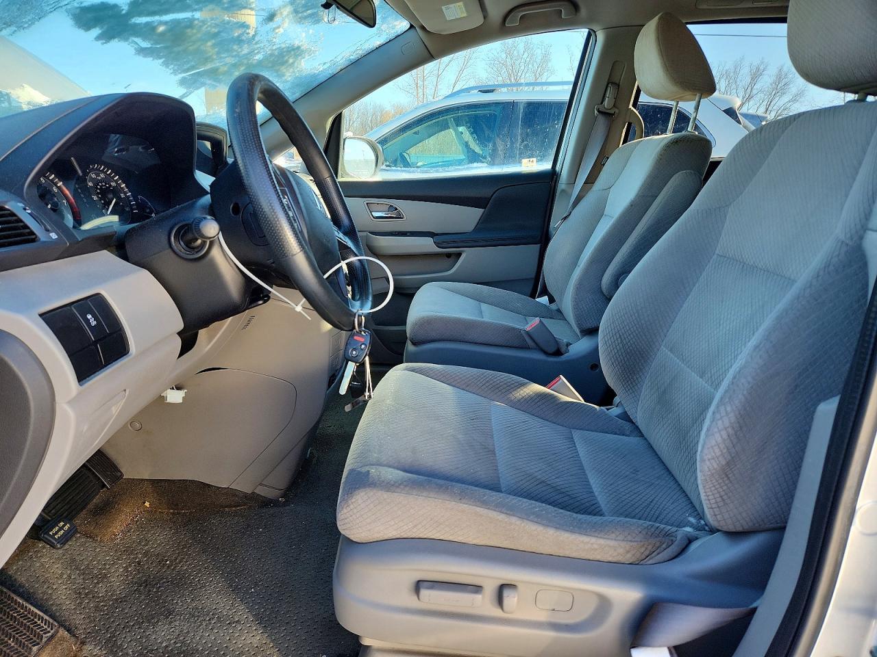 2014 Honda Odyssey lx