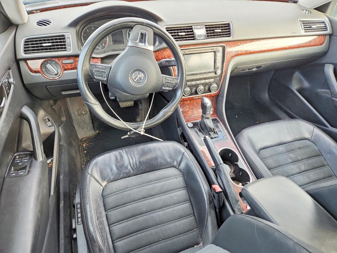 2013 Volkswagen Passat sel