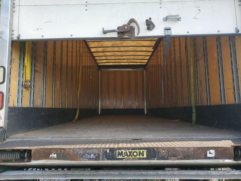 2017 International 4300 BOX Truck