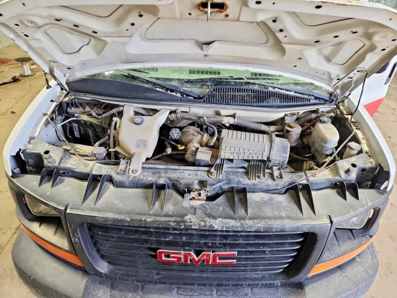 2012 GMC Savana Delivery Truck