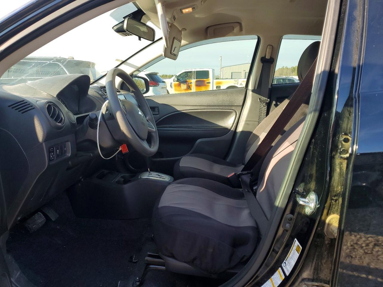 2024 Mitsubishi Mirage es