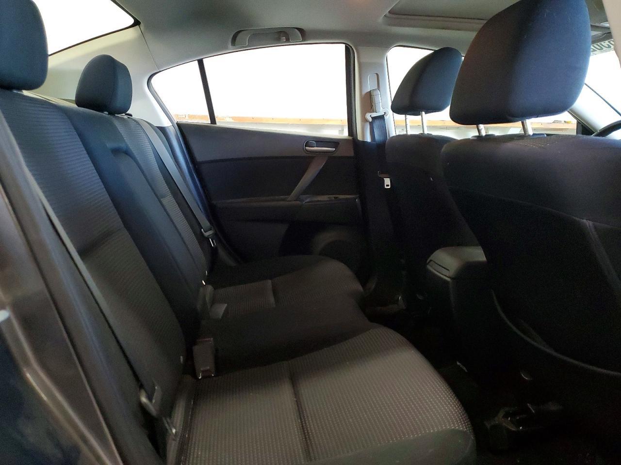 2012 Mazda 3 I