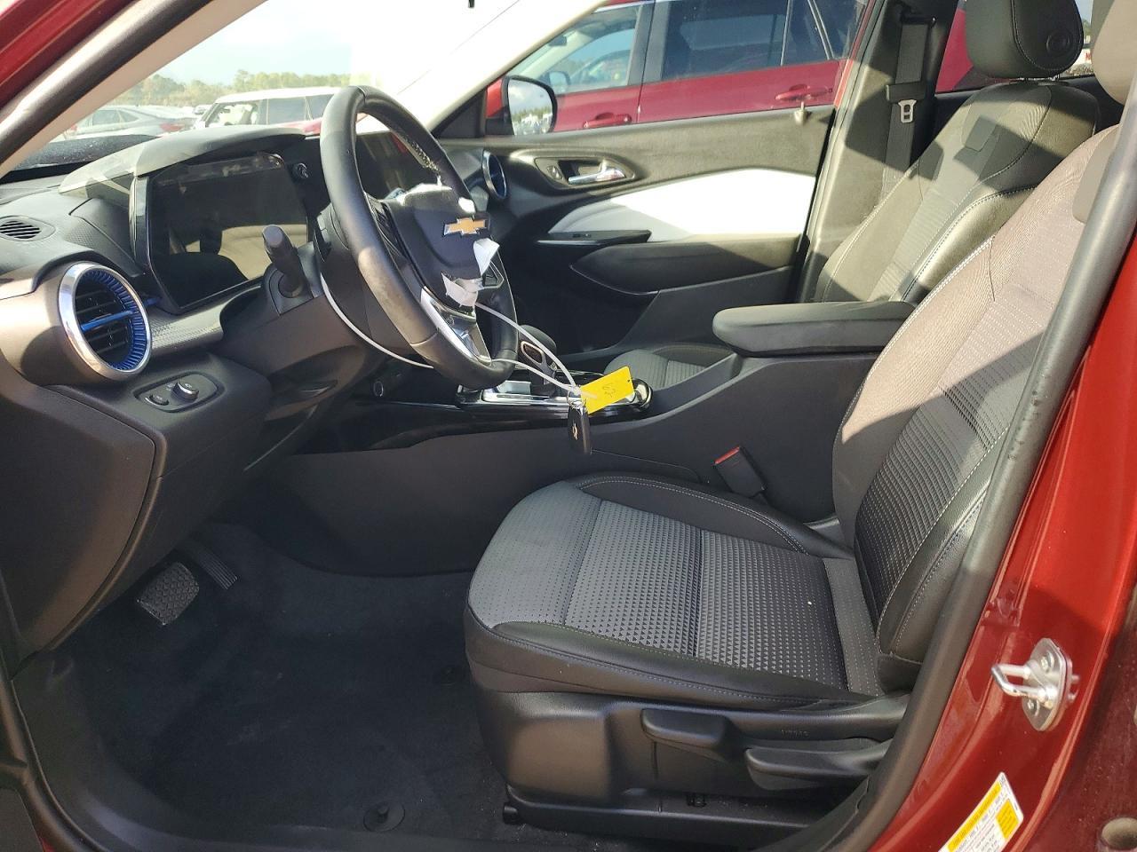 2025 Chevrolet Trax 1LT