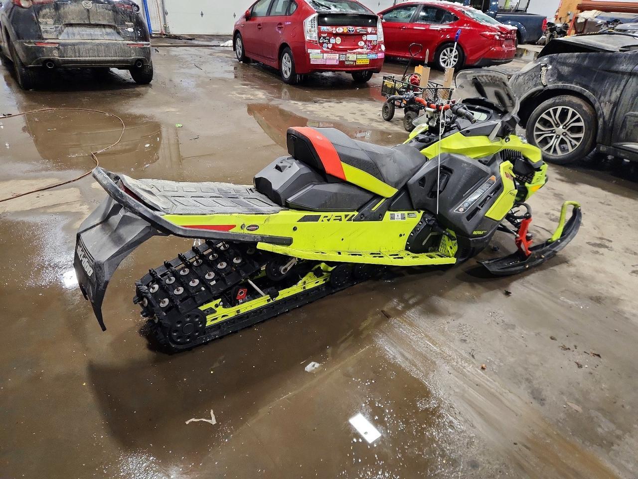 2020 Skidoo 2020 Skidoo REV