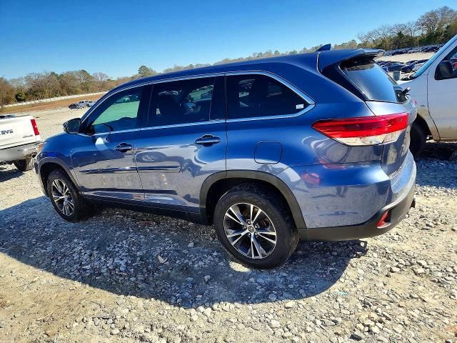 2019 Toyota Highlander le