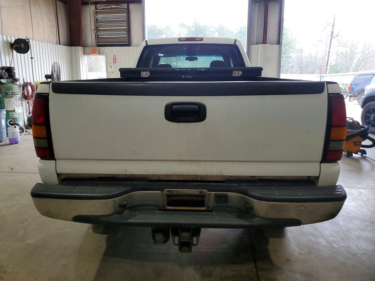 2005 GMC Sierra K2500 Heavy Duty