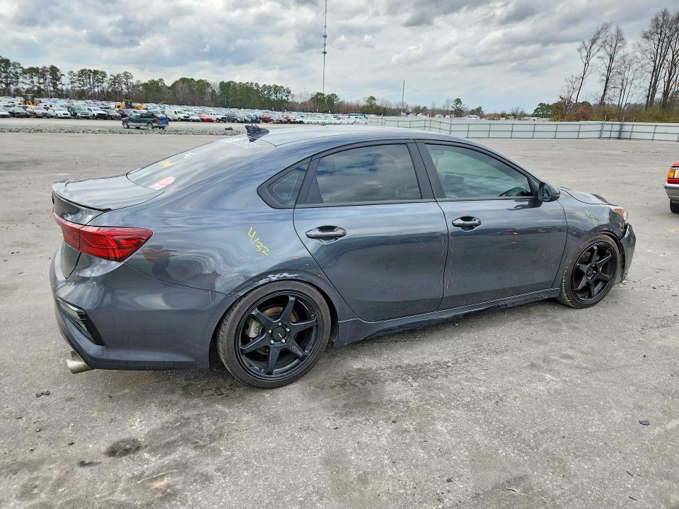 2021 KIA Forte gt