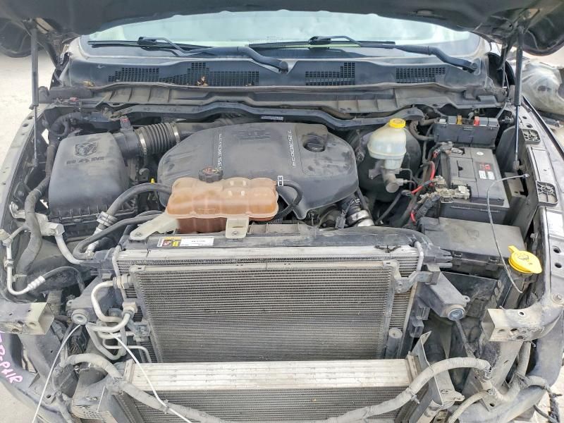 2016 Dodge Ram 1500 slt