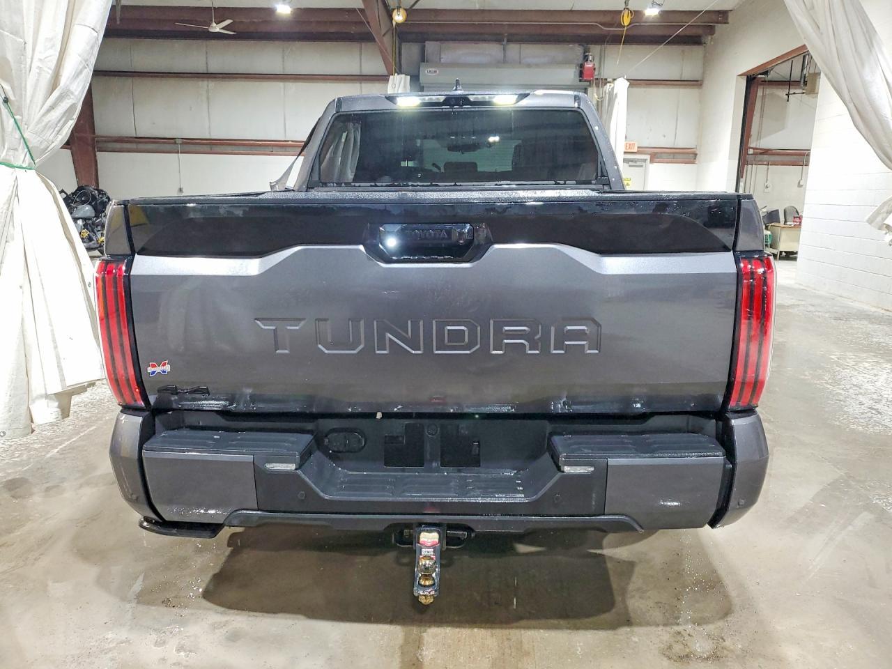 2025 Toyota Tundra Platinum