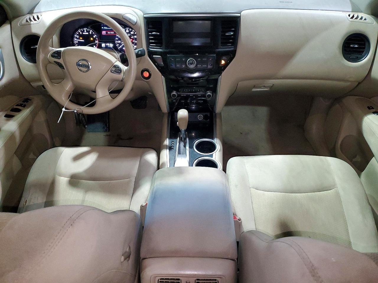 2013 Nissan Pathfinder s