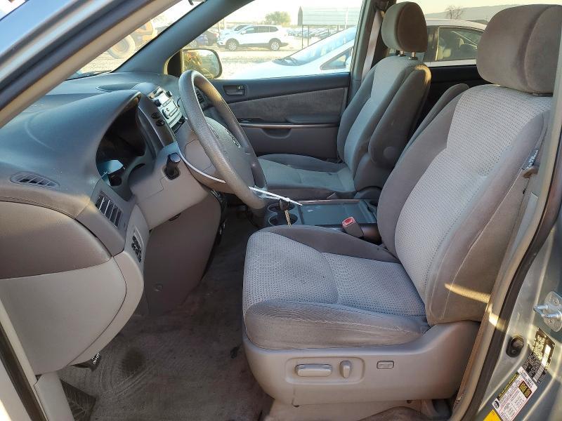 2008 Toyota Sienna le 8-passenger