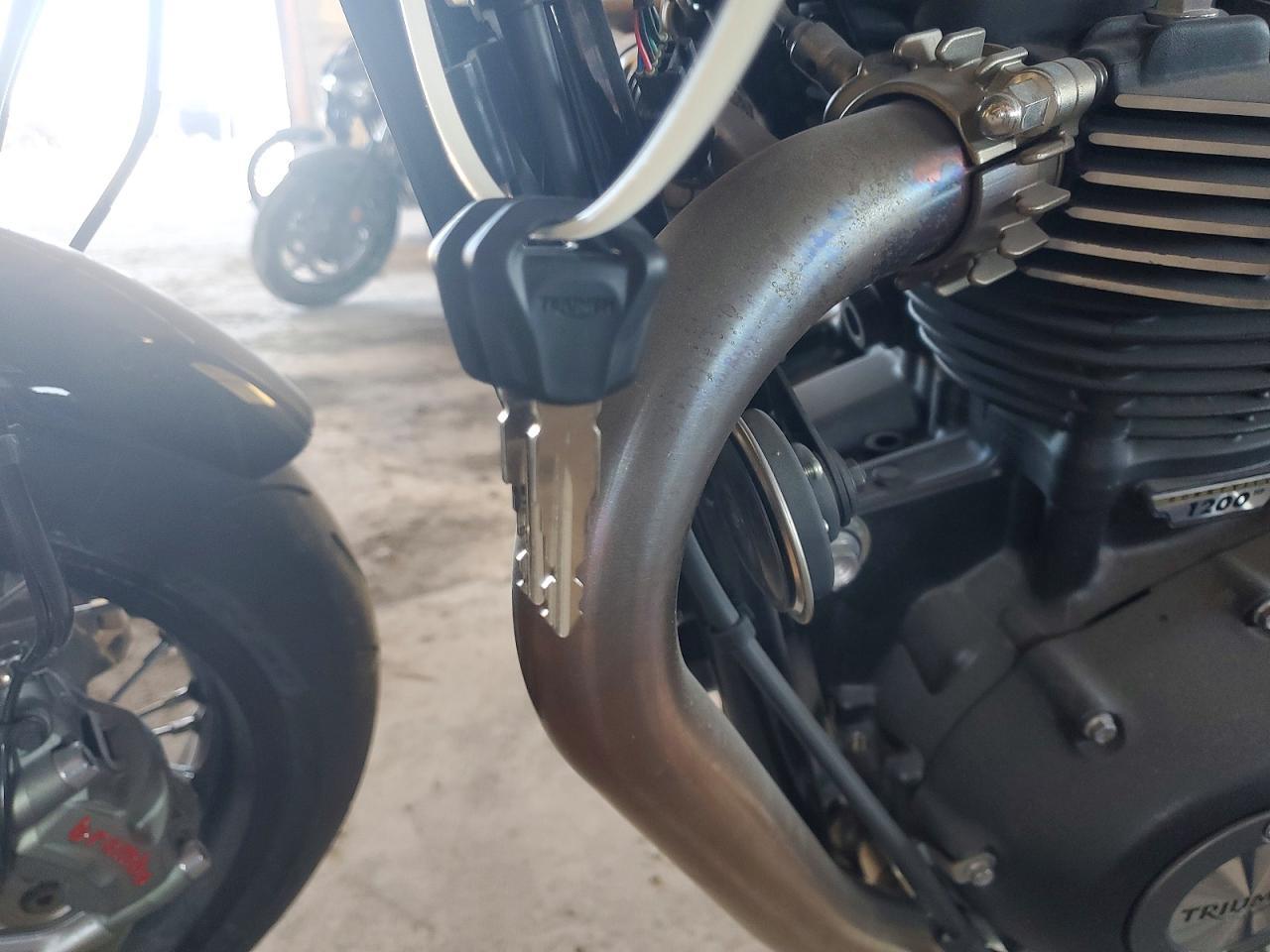 2025 Triumph Thruxton RS
