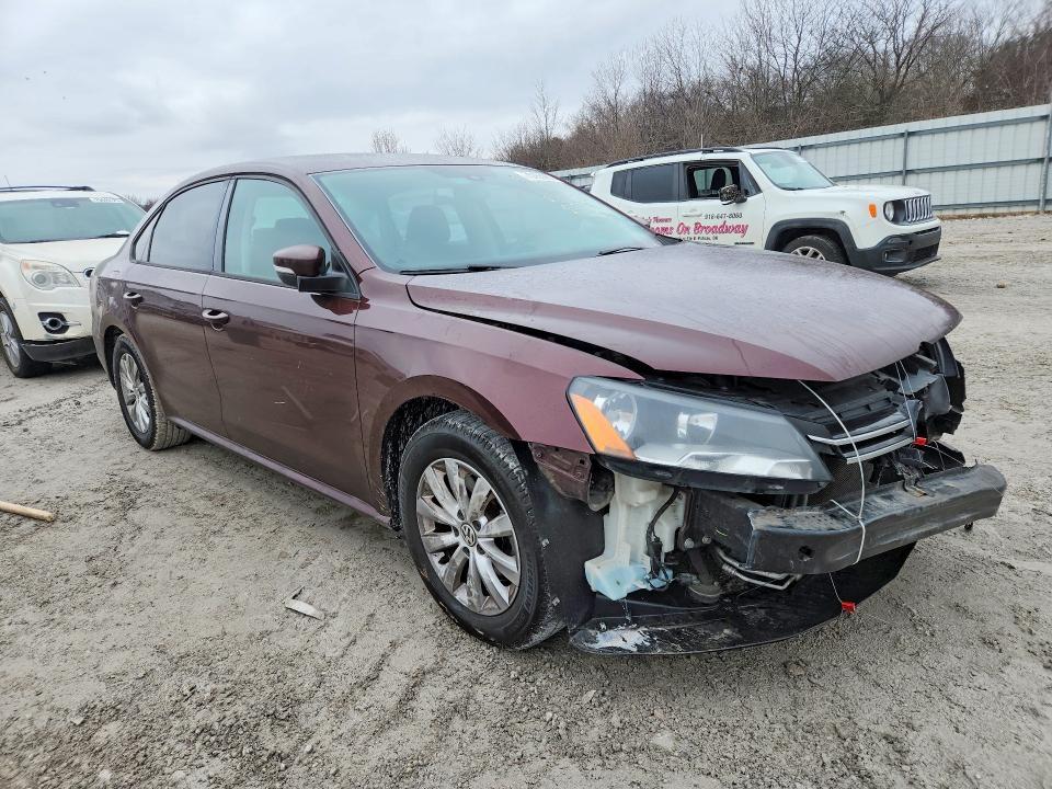 2013 Volkswagen Passat s