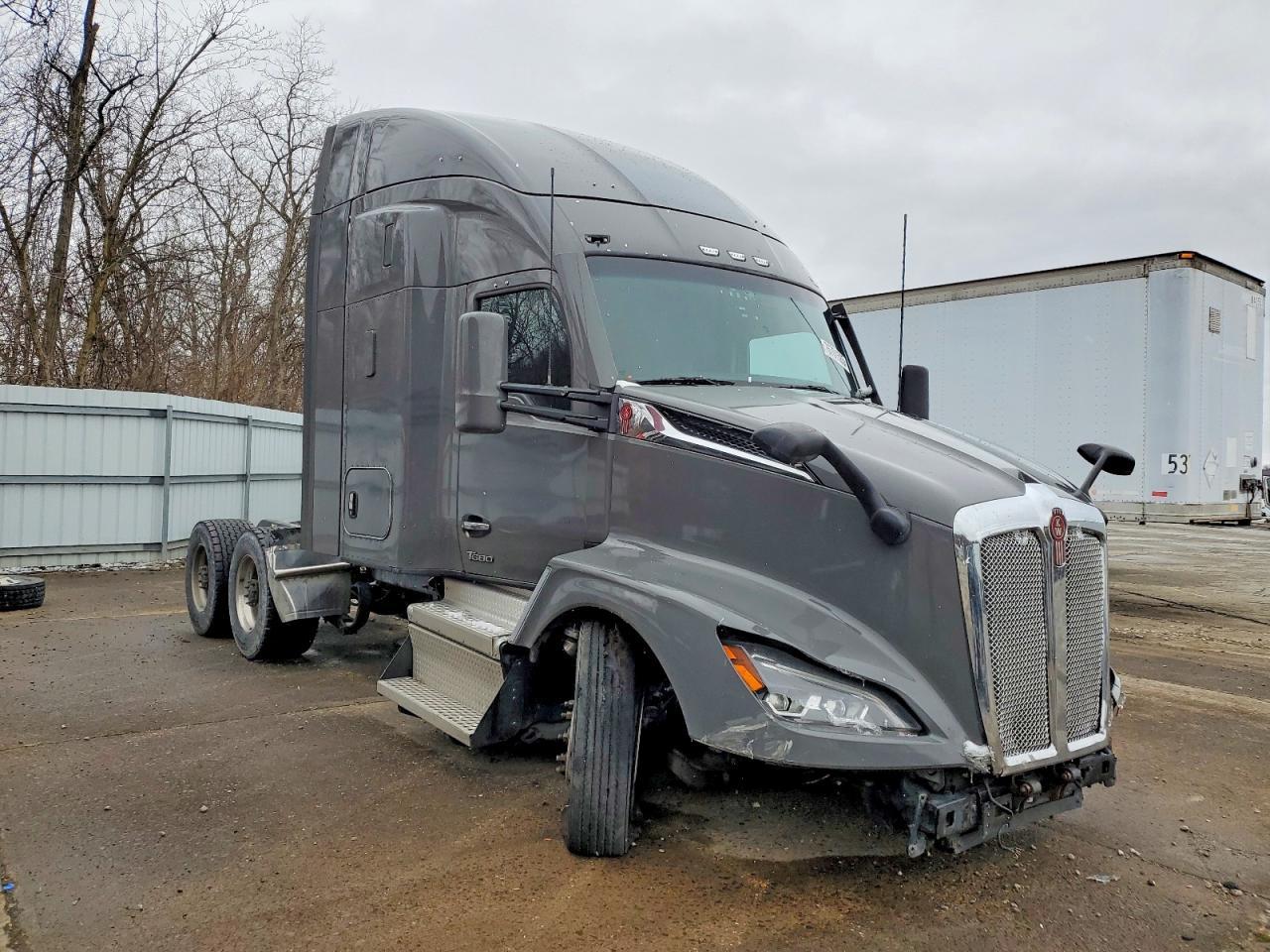 2023 Kenworth T680 Semi Truck
