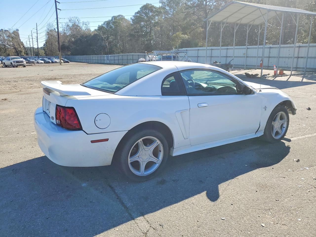 2001 Ford Mustang