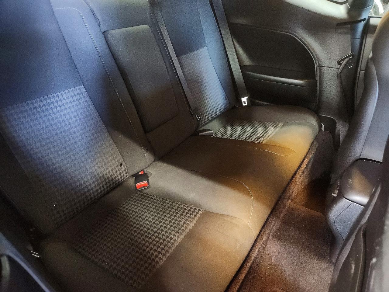 2019 Dodge Challenger r
