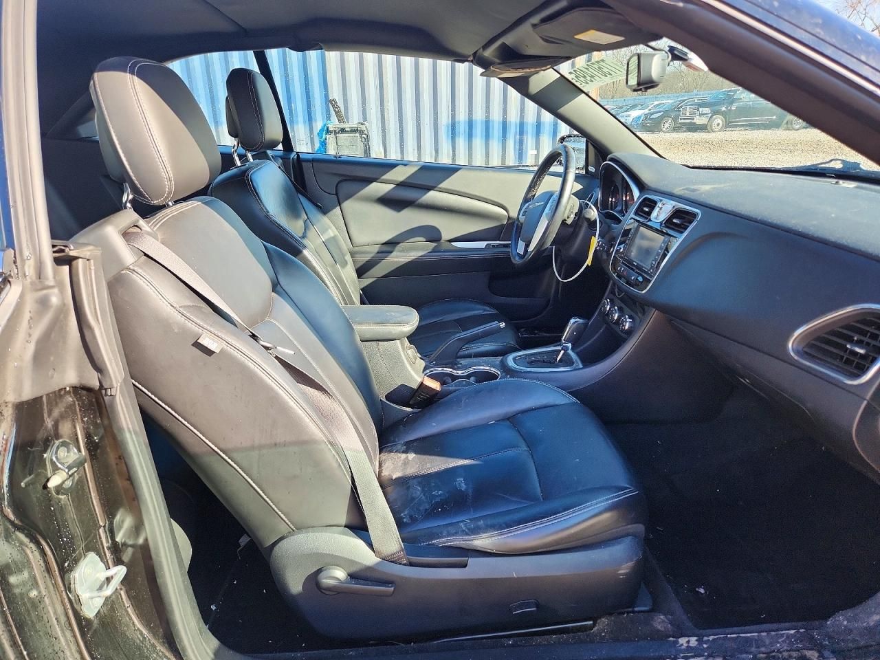 2012 Chrysler 200 Limited