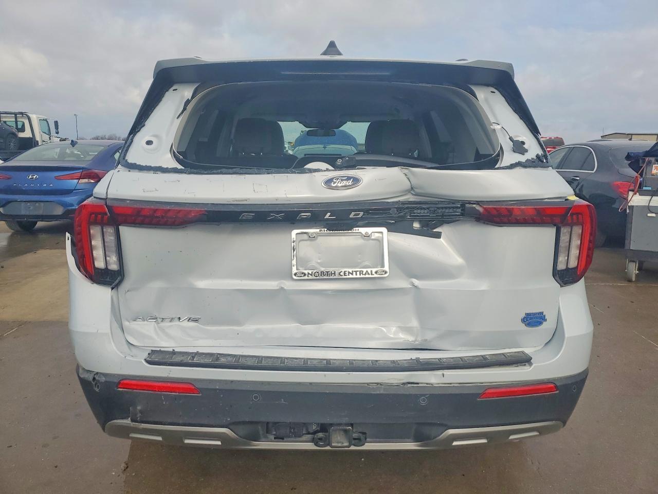 2025 Ford Explorer Active
