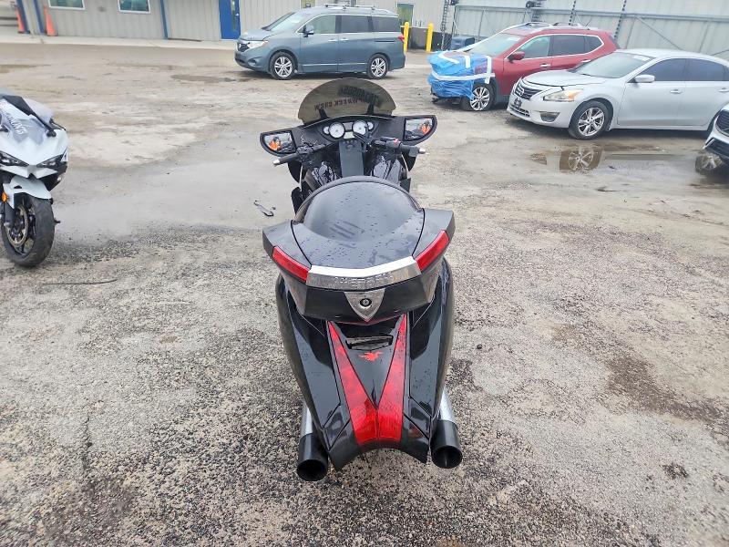 2010 Victory Vision 8-Ball
