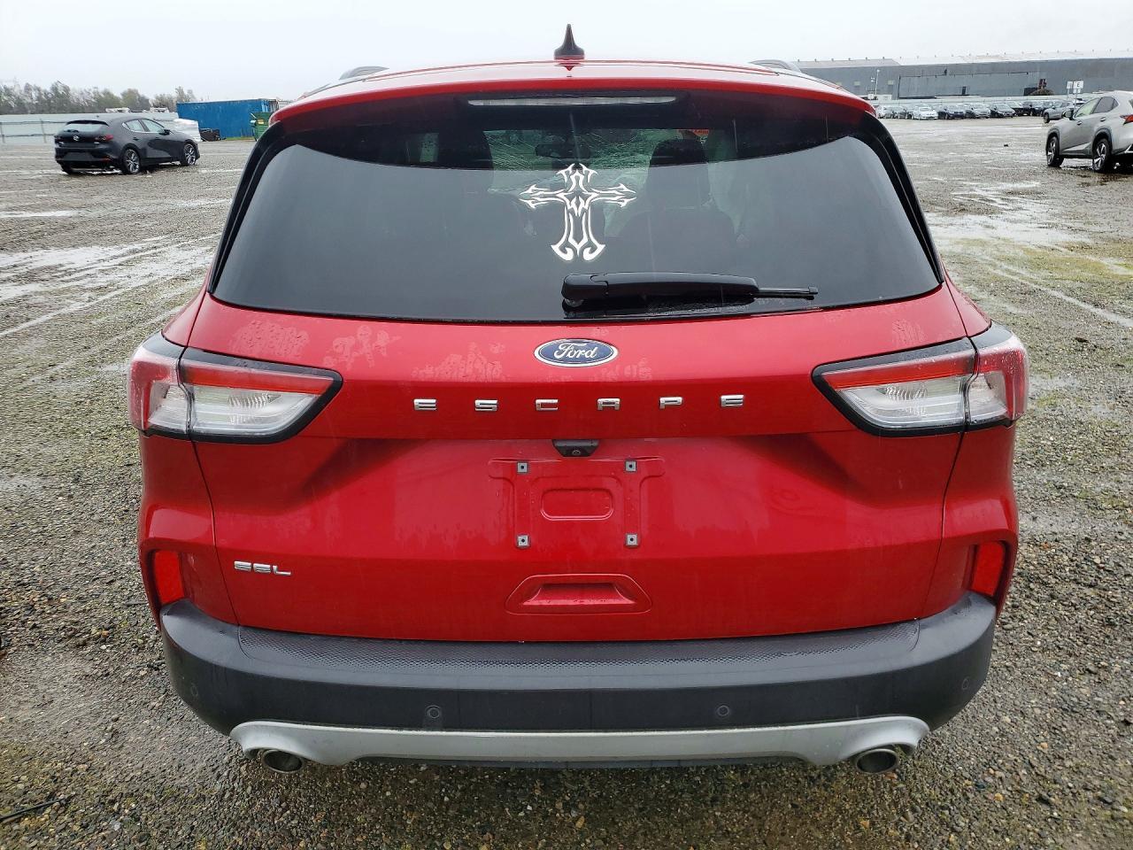 2021 Ford Escape sel