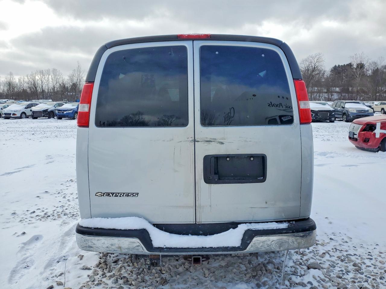 2019 Chevrolet Express G3500 LT