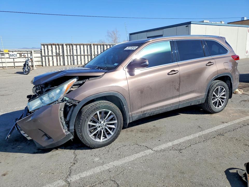 2019 Toyota Highlander xle