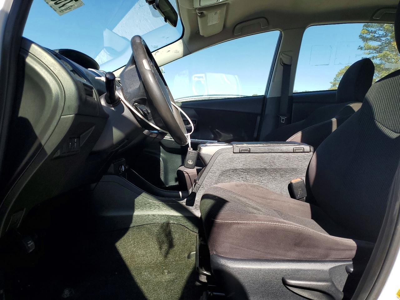 2015 Toyota Prius v